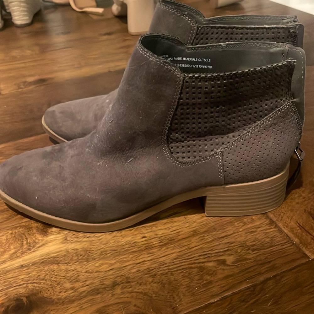 DV booties